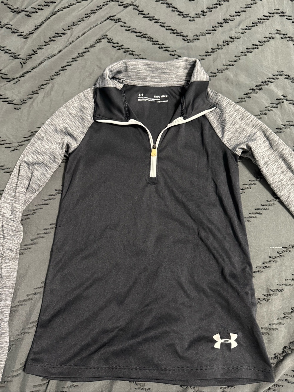 Under Armour Black & Heather Gray HeatGear Pullover